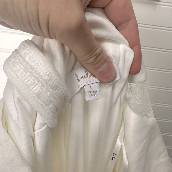 Lulus Long-Lasting Love Ivory Lace V-Neck Mermaid Wedding Dress - Picture 9 of 10